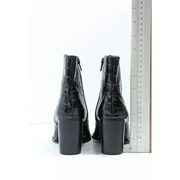 Jaggar Women's Grounded Croc Embossed Black Leather Booties Size 35 (MSRP $208) - Picture 7 of 10